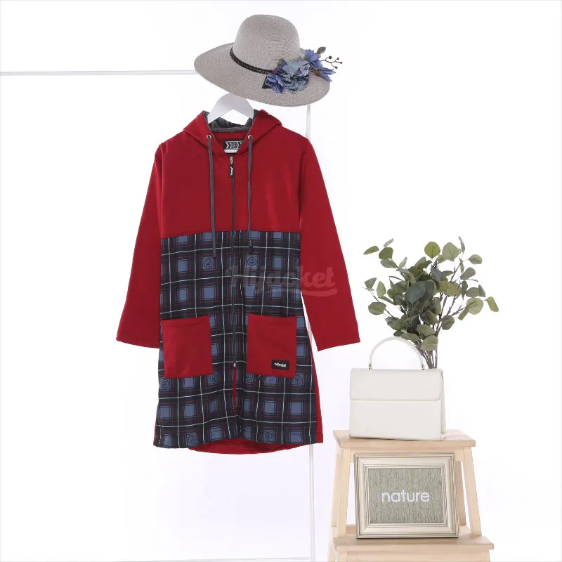 hijacket shaqila maroon